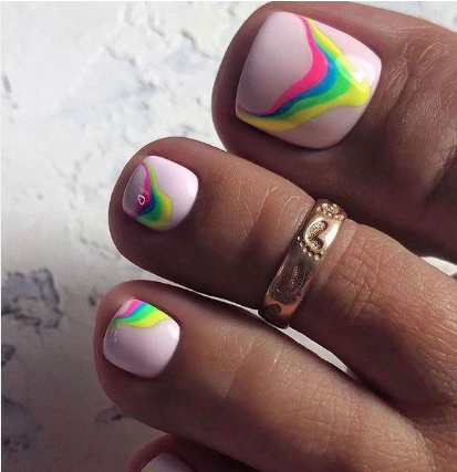 44 Pretty Pedicure Designs to Inspire Your Next Appointment