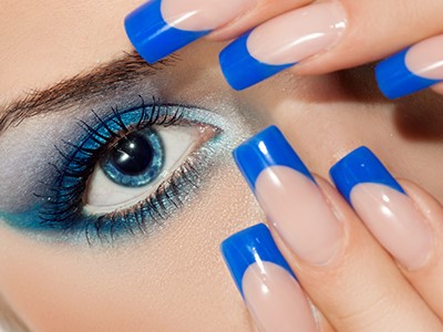 This Is How to Remove Gel Polish From Acrylic Nails